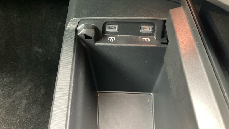 Peugeot 5008 1.2 Hybrid 136 GT 5dr e-DSC6 Petrol Estate